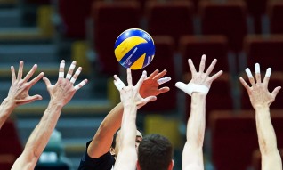 Sporting bate Benfica e adianta-se na final do nacional de voleibol