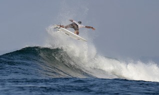 Surfista português Francisco Ordonhas sagra-se vice-campeão mundial de sub-18