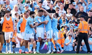 Manchester City é o primeiro tetracampeão de futebol em Inglaterra