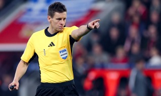 LC: Alemão Daniel Siebert arbitra final entre Paris Saint-Germain e Arsenal