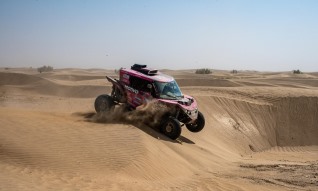 Maria Gameiro foi “bem recebida” no Dakar, mas “homens detestam ser passados”