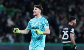 Guarda-redes Franco Israel troca Sporting por Torino