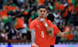 Futsal/Europeu: Portugal vence França e procura 