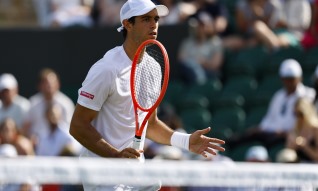 Nuno Borges bate anfitrião Billy Harris e segue para a terceira ronda de Wimbledon