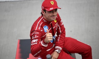 Charles Leclerc conquista pole position inesperada no GP da Hungria de F1