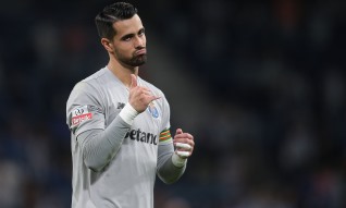 Guarda-redes Diogo Costa renova com o FC Porto até 2030