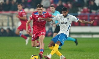 Gil Vicente vence Santa Clara e segue isolado no quarto lugar