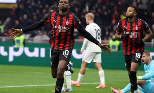 Golo de Rafael Leão vale triunfo e comando provisório da Liga italiana ao AC Milan
