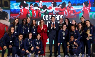 Proença destaca orgulho na seleção feminina de futsal após prestação no Mundial
