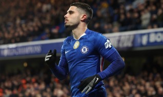 Pedro Neto acusado de conduta imprópria após expulsão na Liga inglesa