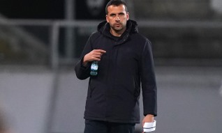 João Nuno deixa comando técnico do Estrela da Amadora ao fim de seis meses