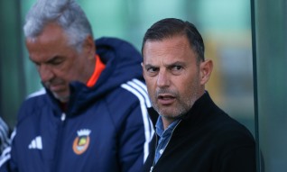 Presidente do Rio Ave quer manter treinador grego Sotiris Silaidopoulos