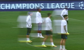 LC: Paris Saint-Germain empata em Munique e marca final com o Arsenal