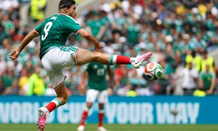 México vence África do Sul no jogo de abertura do Mundial