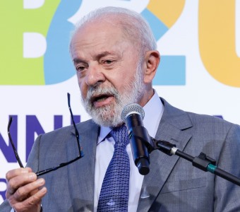 Lula assegura que se Trump fizesse no Brasil o que fez no 06 de janeiro seria preso