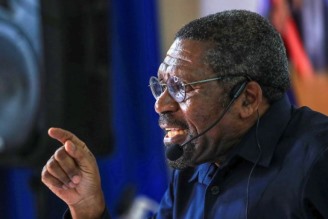 Samakuva considera que Angola deve virar a página e construir país sonhado por nacionalistas