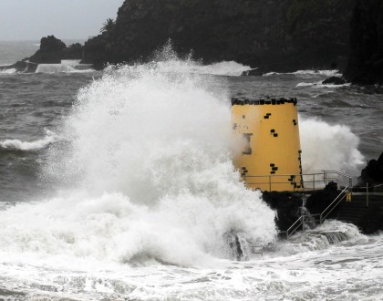 Capitania do Funchal emite avisos de agitação maritima e vento forte para a Madeira
