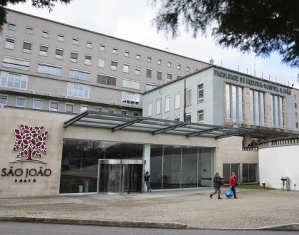 Hospital São João desenha programa de reabilitação em casa e formação de cuidadores