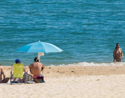 Banhos voltam a estar autorizados na Praia Verde e em Alagoa-Altura no Algarve