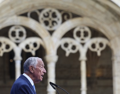 Presidente da República apela à contenção e “urgência de retomar via diplomática” no Médio Oriente