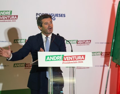 Ventura acusa Marques Mendes de se juntar a “tacho de interesses” e critica CDS e IL