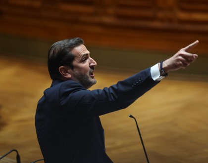 Hugo Soares diz que PS e Chega "casaram mesmo" nas alterações ao subsídio de mobilidade