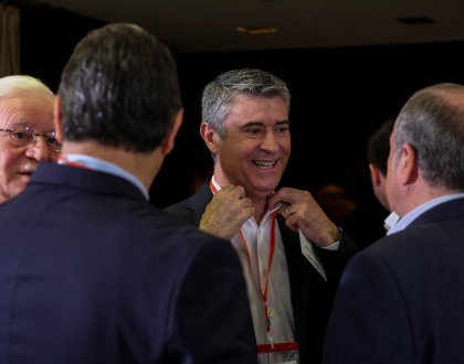 Carneiro diz que sondagens mostram que portugueses “não confiam no Governo”