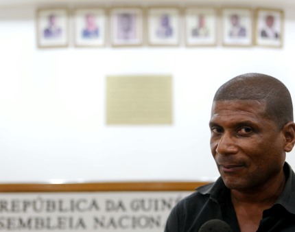 Guiné-Bissau: Autoridades acusam Cabo Verde e Angola de "incoerência" e "fachada democrática"