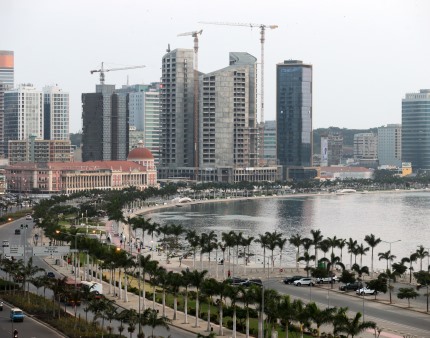 Angola mobiliza 100 mil homens para assegurar passagem de ano tranquila