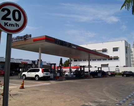 Litro de gasóleo vai subir em Moçambique em 45,5% e gasolina em 12,1%