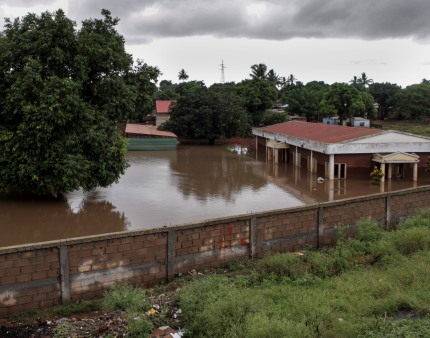 Novo centro permite a Moçambique duplicar para seis dias alertas prévios de cheias