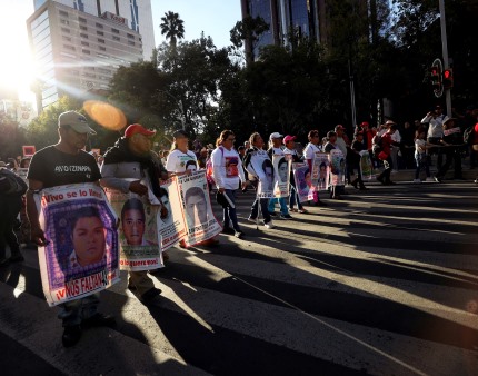 Laboratório austríaco vai analisar possíveis restos mortais de estudantes mexicanos desaparecidos