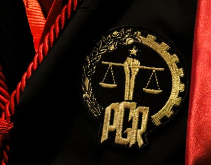 Novo procurador-geral angolano inicia mandato com reforço da área anticorrupção