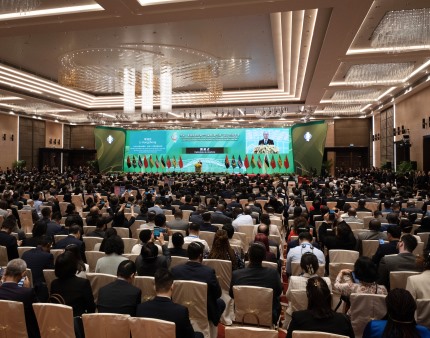 Cooperação económica com China depende dos governos - Fórum de Macau