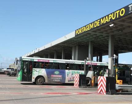 Moçambique e Rússia assinam memorando de cooperação no setor dos transportes