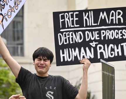 Juíza dos Estados Unidos ordena libertação do salvadorenho Kilmar Ábrego García