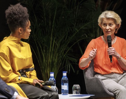 Von der Leyen destaca importância das renováveis para combater desigualdade