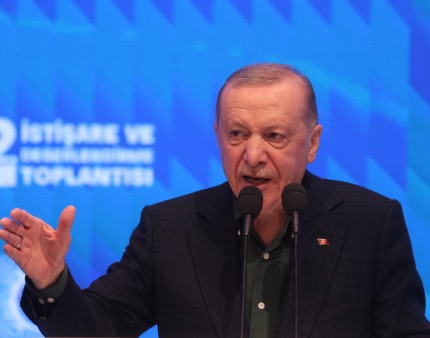 Erdogan congratula Macron por reconhecer Estado da Palestina