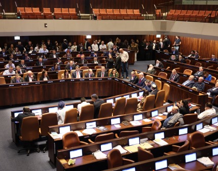Deputados israelitas aprovam apelo para anexação da Cisjordânia