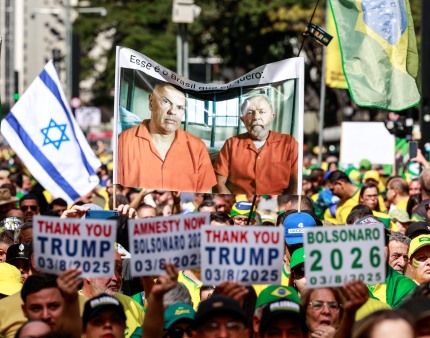 Milhares de apoiantes de Bolsonaro protestam no Brasil contra juiz alvo de sanções dos EUA