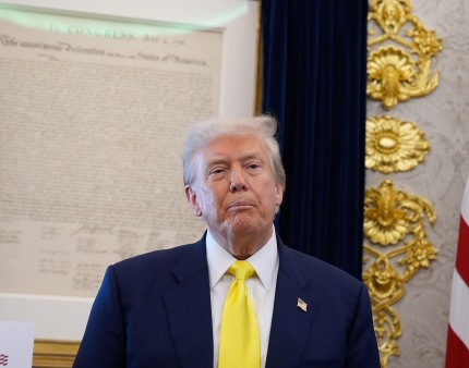 Trump aceita reunir-se com Putin mesmo sem Zelensky