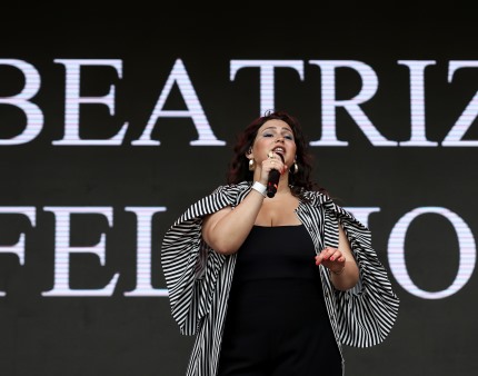 Fadista portuguesa Beatriz Felício estreia-se em Cabo Verde