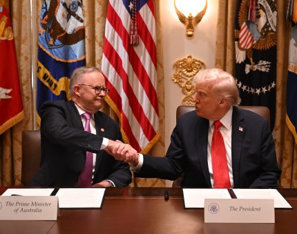 EUA reafirma pacto de defesa com Austrália e Reino Unido após dúvidas de Trump