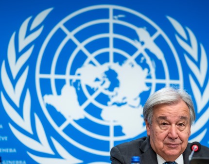 ONU exorta Irão a evitar "força desproporcionada" após mortes em protestos