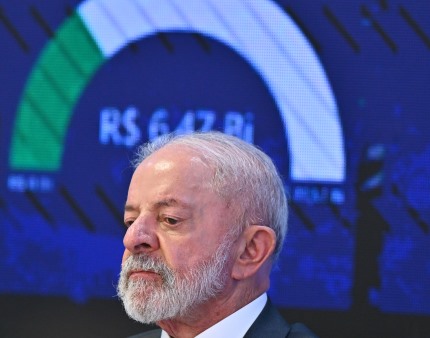 Presidente do Brasil acusa parlamento de 