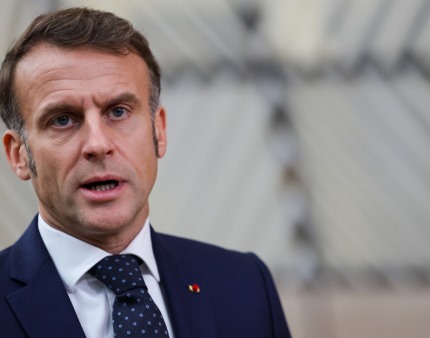 França saúda disponibilidade de Putin para falar com Macron sobre a Ucrânia