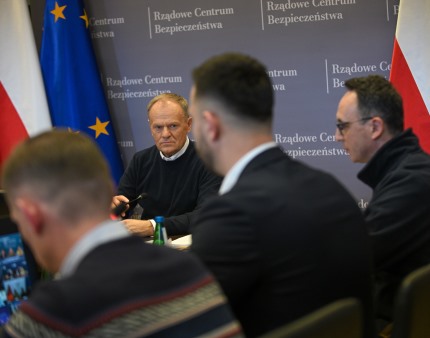 Primeiro-ministro polaco quer acelerar criação do "exército mais forte da Europa"