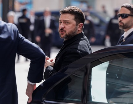 Zelensky anuncia encontro com negociadores dos EUA no sábado