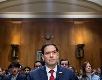 Rubio diz que Teerão vai discutir programa nuclear após ofensiva militar