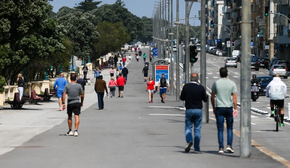 Quase 40% dos profissionais dizem ser vítimas de assédio laboral - relatório
